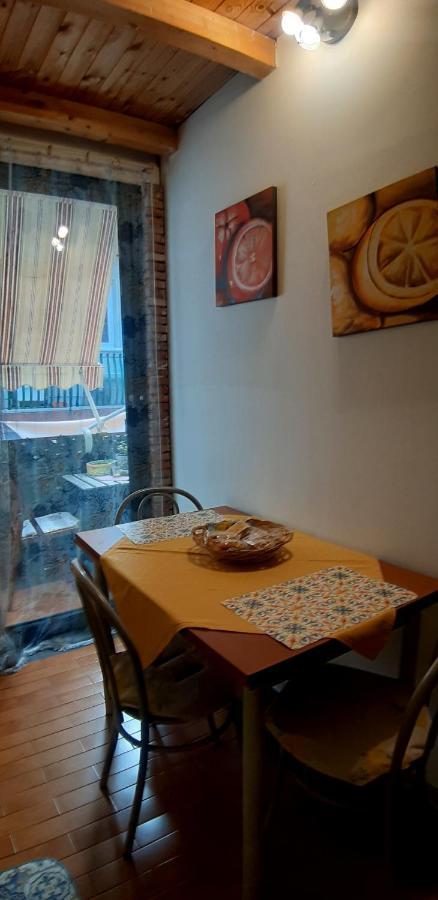 Apartment Trezza Aci Trezza Eksteriør bilde