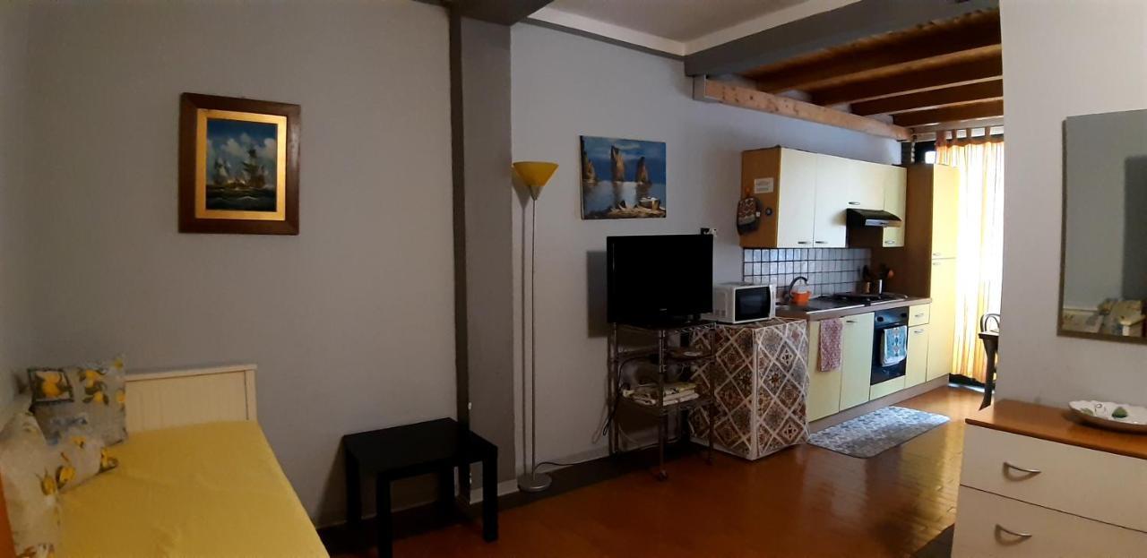 Apartment Trezza Aci Trezza Eksteriør bilde